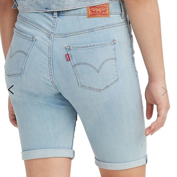 NWT Levi's Await Bermuda Denim Shorts Sz.25 - Picture 3 of 3